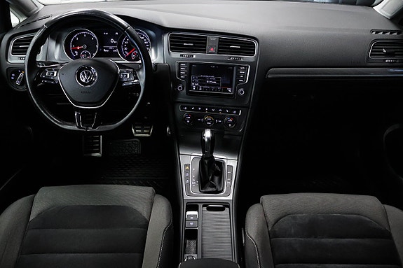Volkswagen Golf Alltrack 24 of 25