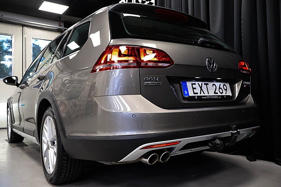 Volkswagen Golf Alltrack 7 of 25