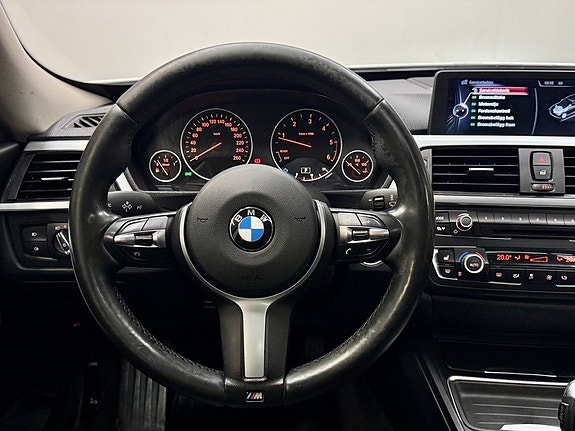 BMW 320d 18 of 22