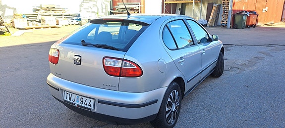 Seat Leon 4 of 15