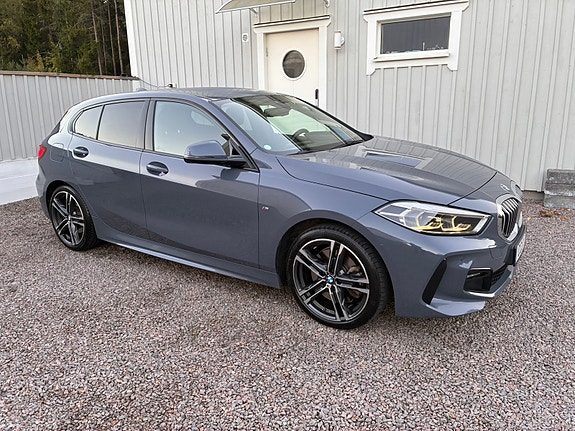 BMW 120d 2 of 10