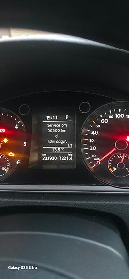 Volkswagen Passat 5 of 6