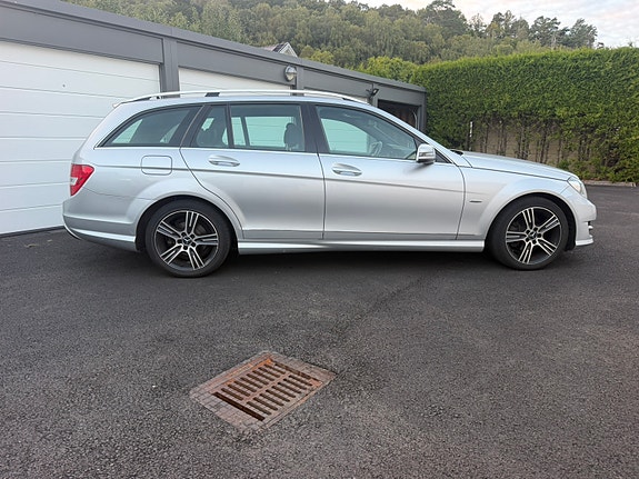 Mercedes-Benz C180 6 of 14