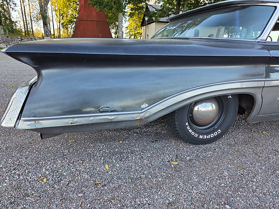 Oldsmobile Dynamic 88 4 of 6