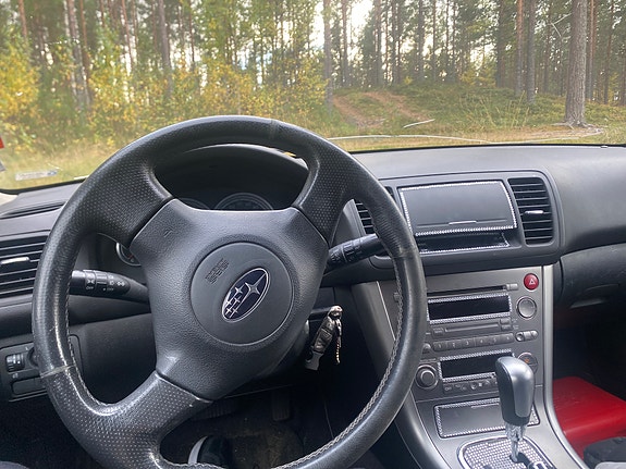 Subaru Legacy 6 of 6