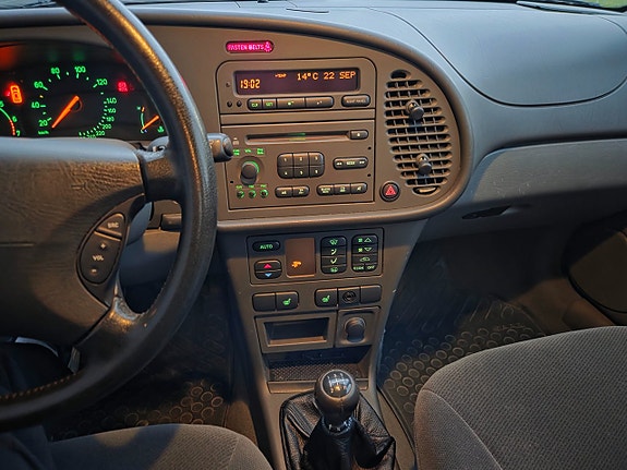 Saab 93 15 of 17