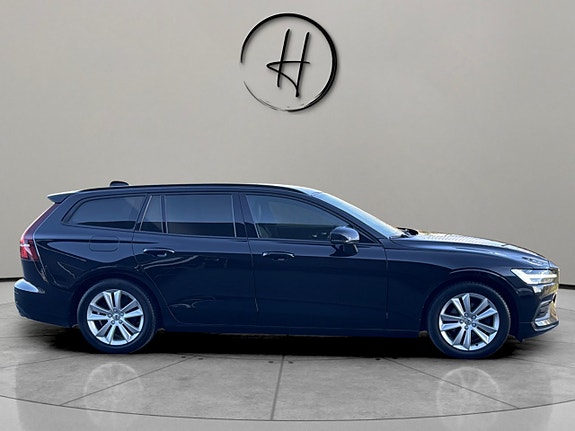 Volvo V60 8 of 21