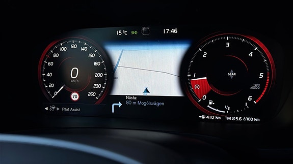 Volvo V60 14 of 21