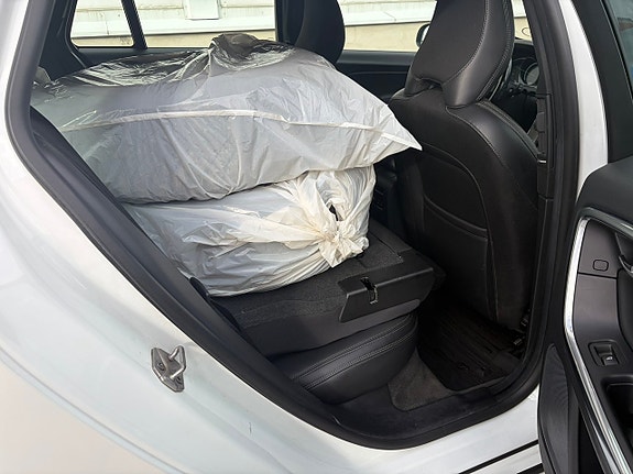 Volvo V60 10 of 12