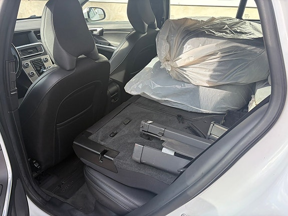 Volvo V60 9 of 12