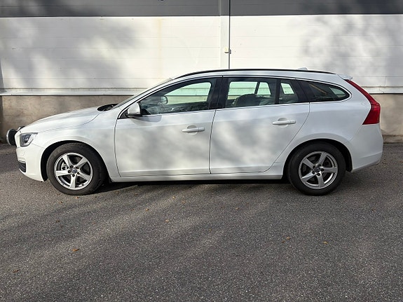 Volvo V60 5 of 12