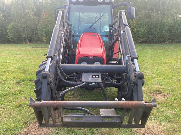 MF 5445 med lastare 4wd 3 of 12