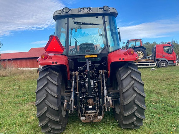 MF 5445 med lastare 4wd 6 of 12