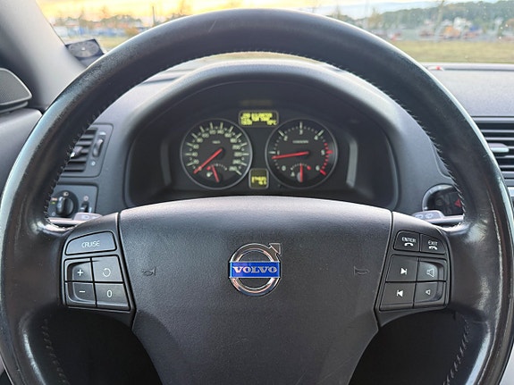 Volvo V50 15 of 22