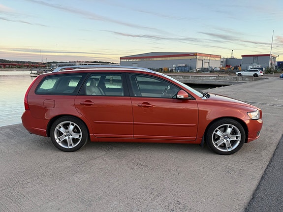 Volvo V50 8 of 22
