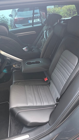 Volkswagen Passat 11 of 13