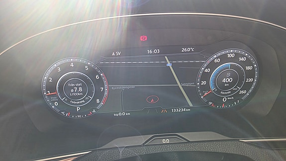 Volkswagen Passat 10 of 13
