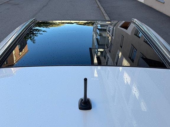 Toyota Auris 6 of 16