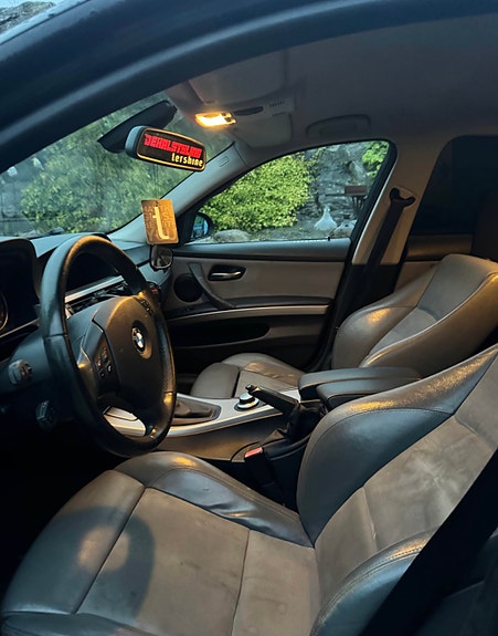 BMW 318d 5 of 5