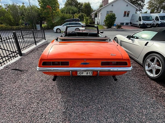 Chevrolet Camaro 7 of 17