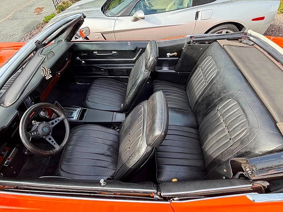 Chevrolet Camaro 15 of 17