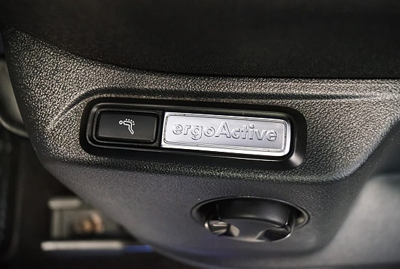 Volkswagen Tiguan Allspace 13 of 20