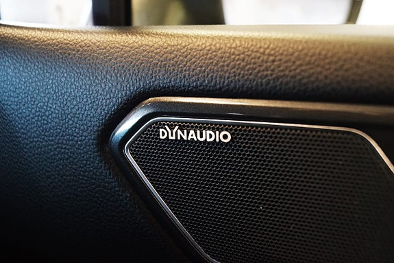 Volkswagen Tiguan Allspace 14 of 20