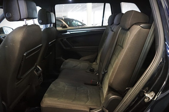 Volkswagen Tiguan Allspace 18 of 20