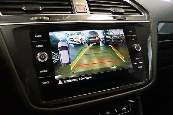 Volkswagen Tiguan Allspace 10 of 20