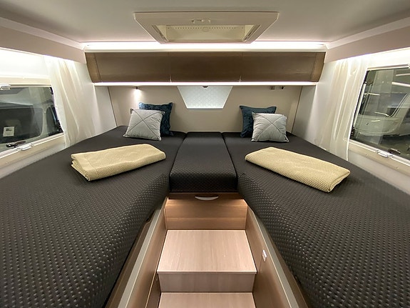 Adria MATRIX Supreme 670SL 4 of 11