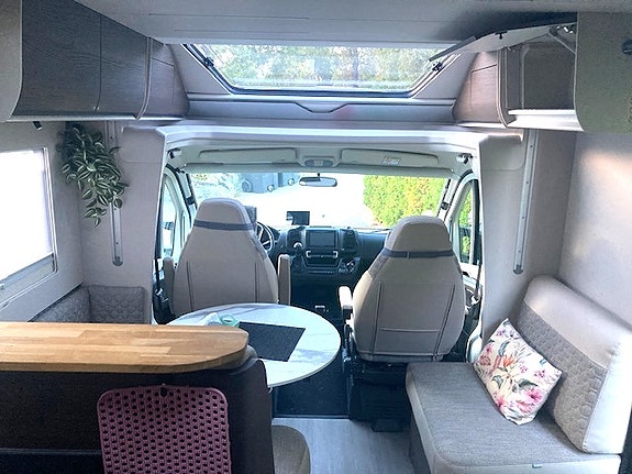Adria MATRIX Supreme 670SL 9 of 11