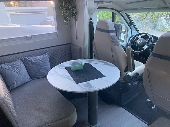 Adria MATRIX Supreme 670SL 10 of 11