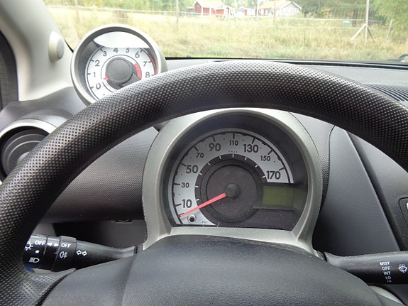Toyota Aygo 15 of 30