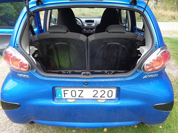 Toyota Aygo 27 of 30