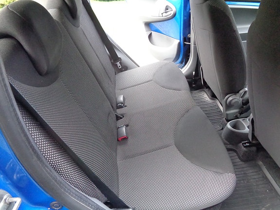Toyota Aygo 21 of 30