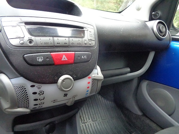 Toyota Aygo 16 of 30