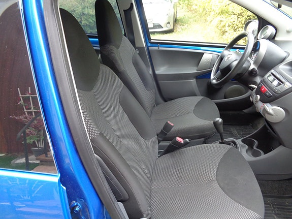 Toyota Aygo 30 of 30