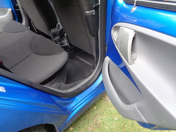 Toyota Aygo 22 of 30