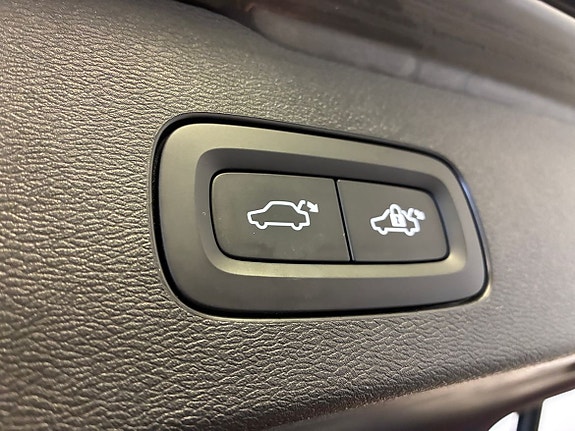 Volvo V60 11 of 23