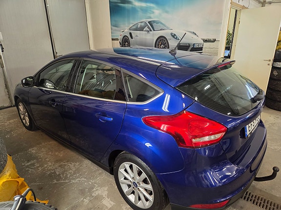 Ford Focus 7 of 20
