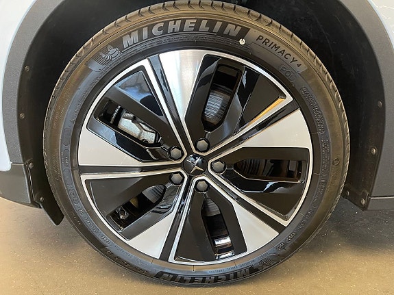 Polestar 2 9 of 17
