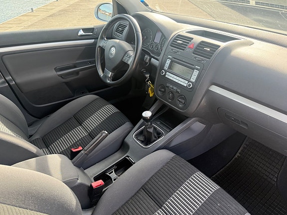 Volkswagen Golf I 9 of 18