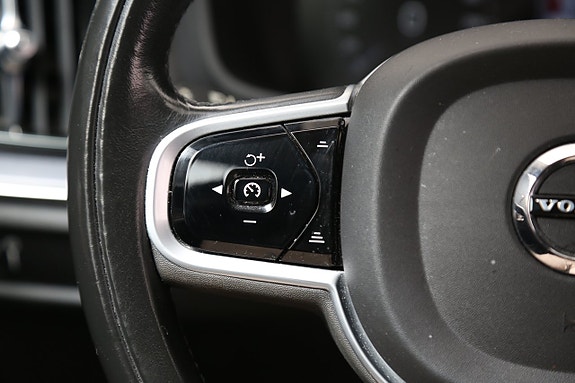 Volvo V60 13 of 29