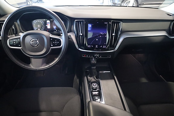 Volvo V60 15 of 29