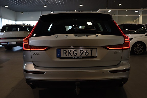 Volvo V60 9 of 29