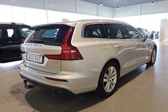 Volvo V60 5 of 29