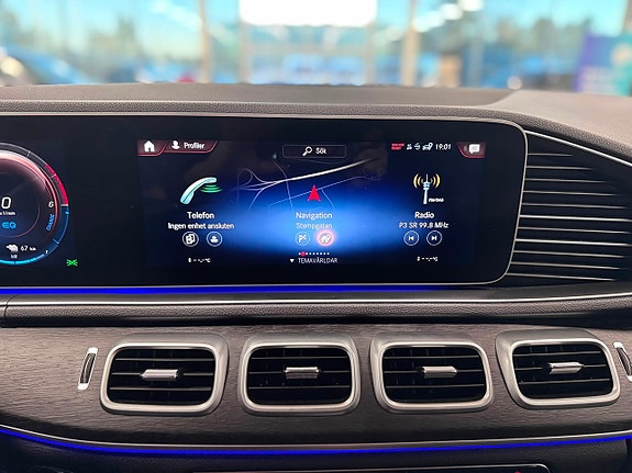 Mercedes-Benz GLE350 de 24 of 24