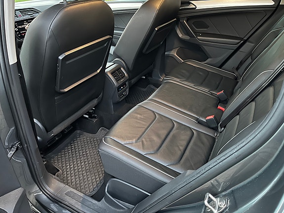 Volkswagen Tiguan 12 of 14