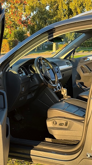 Volkswagen Tiguan 7 of 14