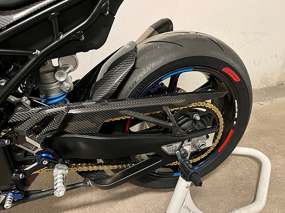 BMW M1000R Competition 7 of 12